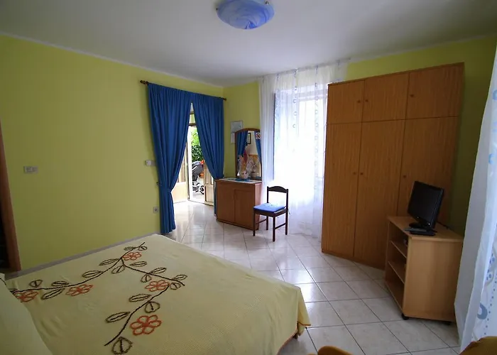 Slavica * Novigrad Istria